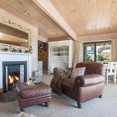Two Bare Feet Apartment Waihi Exterior photo
